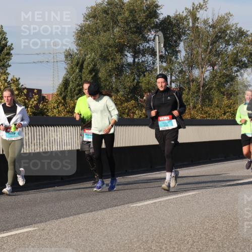 03.10.2025 - Köhlbrandbrückenlauf Luisa Fischer http://msf.ph/oto/9017184 03.10.2025 11:03:26 Position 3 3031 meine-sportfotos.de