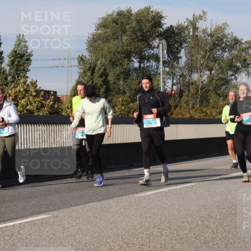03.10.2025 - Köhlbrandbrückenlauf Luisa Fischer http://msf.ph/oto/9017187 03.10.2025 11:03:26 Position 3  meine-sportfotos.de