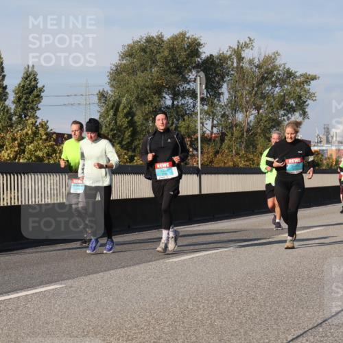 03.10.2025 - Köhlbrandbrückenlauf Luisa Fischer http://msf.ph/oto/9017192 03.10.2025 11:03:27 Position 3 3758 meine-sportfotos.de