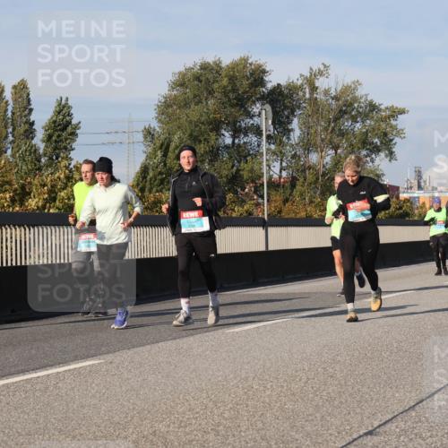 03.10.2025 - Köhlbrandbrückenlauf Luisa Fischer http://msf.ph/oto/9017196 03.10.2025 11:03:27 Position 3  meine-sportfotos.de