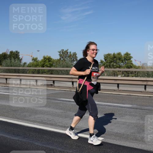 03.10.2025 - Köhlbrandbrückenlauf Julia Fischer http://msf.ph/oto/9017209 03.10.2025 13:23:48 Position 3 597 meine-sportfotos.de