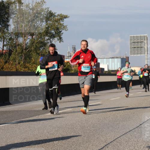 03.10.2025 - Köhlbrandbrückenlauf Luisa Fischer http://msf.ph/oto/9017221 03.10.2025 11:03:30 Position 3 2855, 154 meine-sportfotos.de