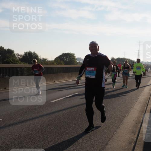 03.10.2025 - Köhlbrandbrückenlauf Fabian Wolf http://msf.ph/oto/9017272 03.10.2025 09:26:38 Position 3 2418 meine-sportfotos.de