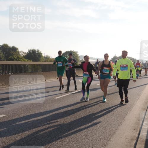 03.10.2025 - Köhlbrandbrückenlauf Fabian Wolf http://msf.ph/oto/9017340 03.10.2025 09:26:41 Position 3 2261, 2412 meine-sportfotos.de