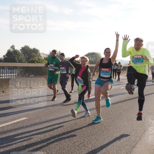 03.10.2025 - Köhlbrandbrückenlauf Fabian Wolf http://msf.ph/oto/9017369 03.10.2025 09:26:42 Position 3 22611, 2412 meine-sportfotos.de