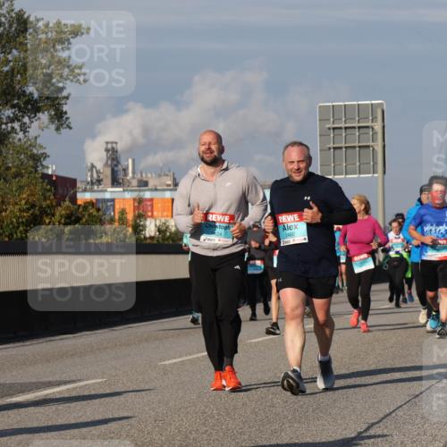 03.10.2025 - Köhlbrandbrückenlauf Luisa Fischer http://msf.ph/oto/9017414 03.10.2025 11:03:52 Position 3 424, 2460 meine-sportfotos.de