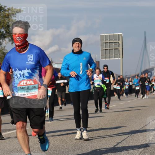 03.10.2025 - Köhlbrandbrückenlauf Luisa Fischer http://msf.ph/oto/9017472 03.10.2025 11:03:58 Position 3 15, 3635, 2675, 90 meine-sportfotos.de