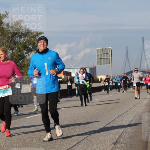 03.10.2025 - Köhlbrandbrückenlauf Luisa Fischer http://msf.ph/oto/9017484 03.10.2025 11:04:00 Position 3 3783 meine-sportfotos.de