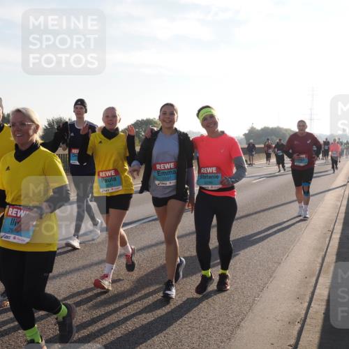 03.10.2025 - Köhlbrandbrückenlauf Fabian Wolf http://msf.ph/oto/9017538 03.10.2025 09:26:52 Position 3 28, 28, 2875, 2297, 2299 meine-sportfotos.de