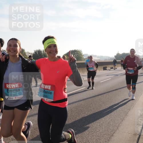 03.10.2025 - Köhlbrandbrückenlauf Fabian Wolf http://msf.ph/oto/9017557 03.10.2025 09:26:53 Position 3 2875, 2297, 2299 meine-sportfotos.de