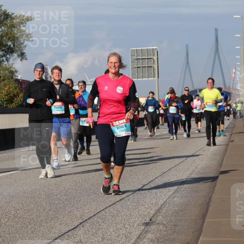 03.10.2025 - Köhlbrandbrückenlauf Luisa Fischer http://msf.ph/oto/9017561 03.10.2025 11:04:14 Position 3 2076, 1561, 2943 meine-sportfotos.de