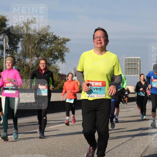 03.10.2025 - Köhlbrandbrückenlauf Luisa Fischer http://msf.ph/oto/9017591 03.10.2025 11:04:23 Position 3 663 meine-sportfotos.de
