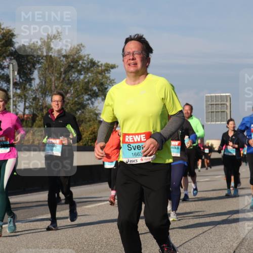 03.10.2025 - Köhlbrandbrückenlauf Luisa Fischer http://msf.ph/oto/9017593 03.10.2025 11:04:24 Position 3 1663 meine-sportfotos.de