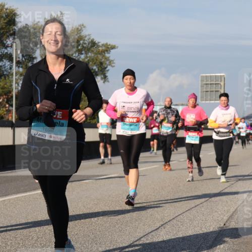 03.10.2025 - Köhlbrandbrückenlauf Luisa Fischer http://msf.ph/oto/9017628 03.10.2025 11:04:29 Position 3 1698, 2024, 3574 meine-sportfotos.de