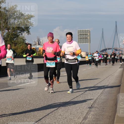 03.10.2025 - Köhlbrandbrückenlauf Luisa Fischer http://msf.ph/oto/9017639 03.10.2025 11:04:31 Position 3 2024, 16, 760, 3574, 1804 meine-sportfotos.de