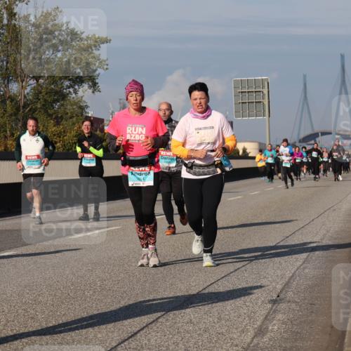 03.10.2025 - Köhlbrandbrückenlauf Luisa Fischer http://msf.ph/oto/9017642 03.10.2025 11:04:31 Position 3 2024, 760, 3574, 1804 meine-sportfotos.de