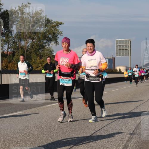 03.10.2025 - Köhlbrandbrückenlauf Luisa Fischer http://msf.ph/oto/9017643 03.10.2025 11:04:32 Position 3 024, 804 meine-sportfotos.de