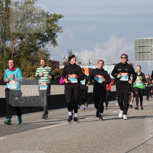 03.10.2025 - Köhlbrandbrückenlauf Luisa Fischer http://msf.ph/oto/9017705 03.10.2025 11:04:48 Position 3 1545, 55, 2617, 13, 2616 meine-sportfotos.de