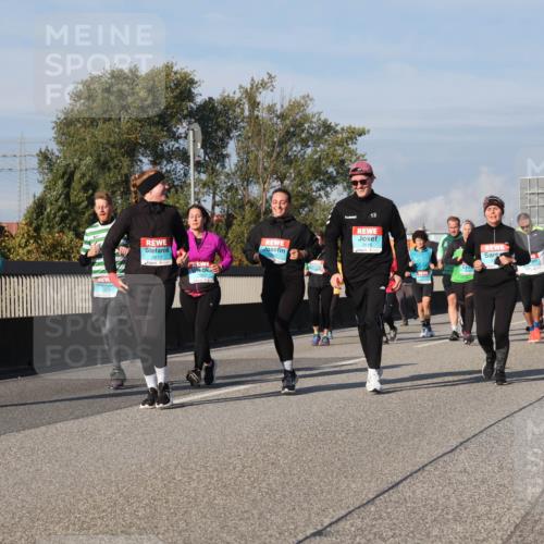 03.10.2025 - Köhlbrandbrückenlauf Luisa Fischer http://msf.ph/oto/9017728 03.10.2025 11:04:51 Position 3 1545, 2617, 2033, 55, 13, 2616 meine-sportfotos.de