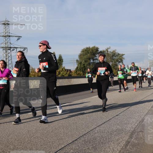 03.10.2025 - Köhlbrandbrückenlauf Luisa Fischer http://msf.ph/oto/9017747 03.10.2025 11:04:55 Position 3 2617 meine-sportfotos.de