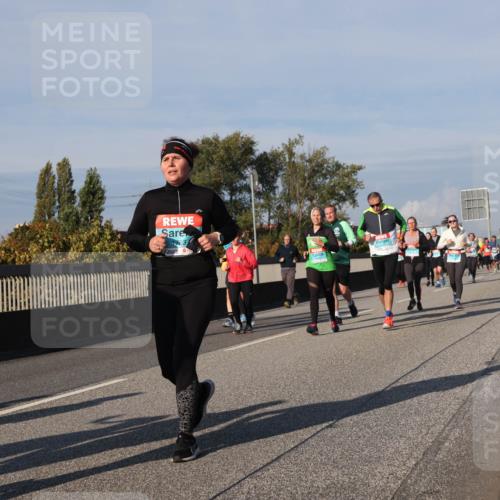03.10.2025 - Köhlbrandbrückenlauf Luisa Fischer http://msf.ph/oto/9017750 03.10.2025 11:04:55 Position 3 1723 meine-sportfotos.de