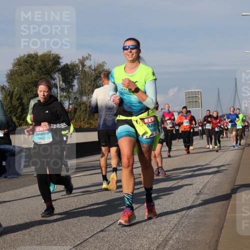 03.10.2025 - Köhlbrandbrückenlauf Luisa Fischer http://msf.ph/oto/9017820 03.10.2025 11:05:07 Position 3 2099, 2622, 452 meine-sportfotos.de