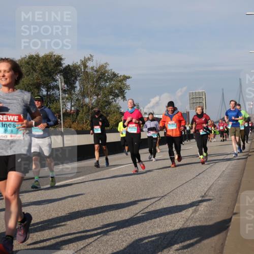 03.10.2025 - Köhlbrandbrückenlauf Luisa Fischer http://msf.ph/oto/9017836 03.10.2025 11:05:10 Position 3 2978 meine-sportfotos.de