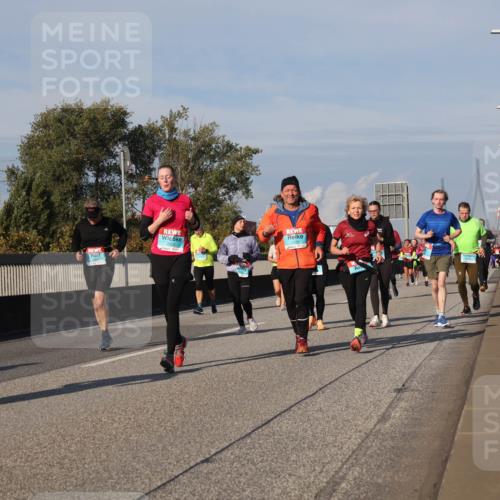 03.10.2025 - Köhlbrandbrückenlauf Luisa Fischer http://msf.ph/oto/9017846 03.10.2025 11:05:12 Position 3  meine-sportfotos.de