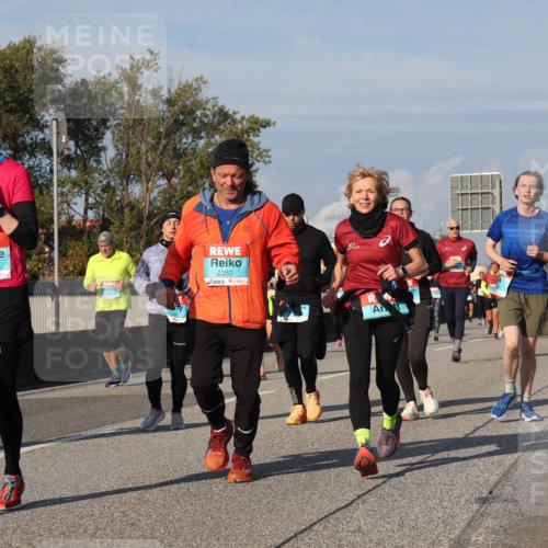 03.10.2025 - Köhlbrandbrückenlauf Luisa Fischer http://msf.ph/oto/9017852 03.10.2025 11:05:13 Position 3 2255, 2350, 3109 meine-sportfotos.de