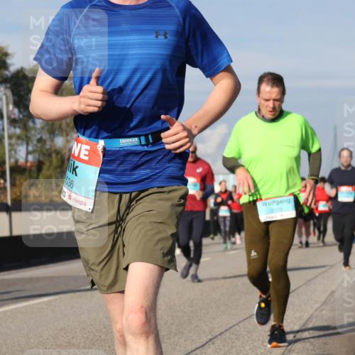 03.10.2025 - Köhlbrandbrückenlauf Luisa Fischer http://msf.ph/oto/9017874 03.10.2025 11:05:17 Position 3 536, 3109 meine-sportfotos.de