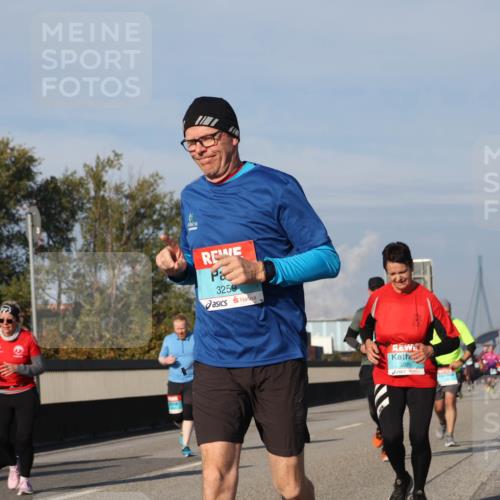 03.10.2025 - Köhlbrandbrückenlauf Luisa Fischer http://msf.ph/oto/9017923 03.10.2025 11:05:26 Position 3 154, 3259, 3029 meine-sportfotos.de