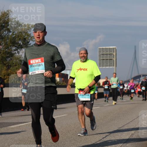 03.10.2025 - Köhlbrandbrückenlauf Luisa Fischer http://msf.ph/oto/9017943 03.10.2025 11:05:29 Position 3 2210, 2740 meine-sportfotos.de
