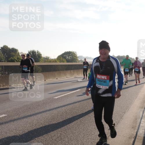 03.10.2025 - Köhlbrandbrückenlauf Fabian Wolf http://msf.ph/oto/9017958 03.10.2025 09:27:16 Position 3 2971 meine-sportfotos.de