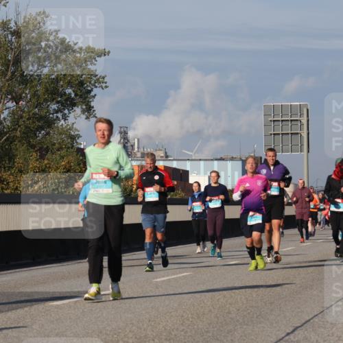 03.10.2025 - Köhlbrandbrückenlauf Luisa Fischer http://msf.ph/oto/9017964 03.10.2025 11:05:40 Position 3 2167, 4, 3713 meine-sportfotos.de