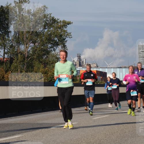 03.10.2025 - Köhlbrandbrückenlauf Luisa Fischer http://msf.ph/oto/9017967 03.10.2025 11:05:40 Position 3  meine-sportfotos.de