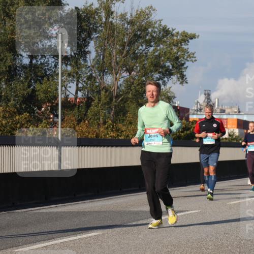 03.10.2025 - Köhlbrandbrückenlauf Luisa Fischer http://msf.ph/oto/9017971 03.10.2025 11:05:41 Position 3 3577, 2167 meine-sportfotos.de
