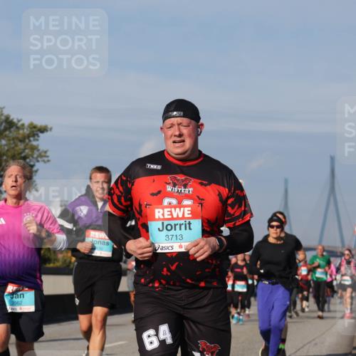03.10.2025 - Köhlbrandbrückenlauf Luisa Fischer http://msf.ph/oto/9017997 03.10.2025 11:05:45 Position 3 3562, 430, 3713, 64 meine-sportfotos.de