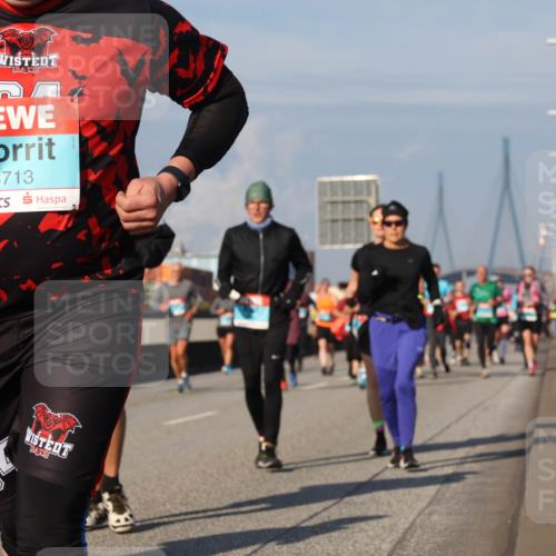 03.10.2025 - Köhlbrandbrückenlauf Luisa Fischer http://msf.ph/oto/9018003 03.10.2025 11:05:46 Position 3 3713 meine-sportfotos.de