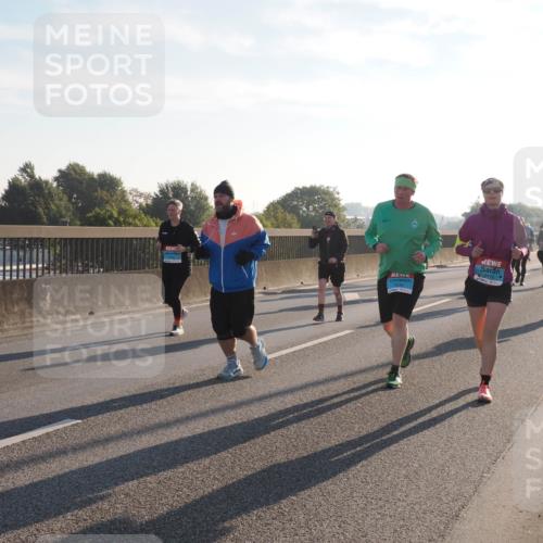 03.10.2025 - Köhlbrandbrückenlauf Fabian Wolf http://msf.ph/oto/9018006 03.10.2025 09:27:19 Position 3 2479 meine-sportfotos.de