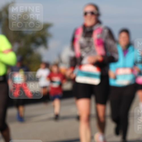 03.10.2025 - Köhlbrandbrückenlauf Luisa Fischer http://msf.ph/oto/9018079 03.10.2025 11:05:59 Position 3  meine-sportfotos.de