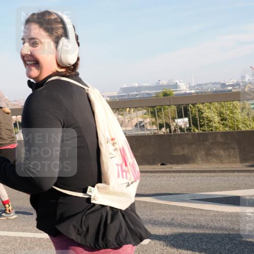 03.10.2025 - Köhlbrandbrückenlauf Fabian Wolf http://msf.ph/oto/9018096 03.10.2025 09:27:25 Position 3  meine-sportfotos.de