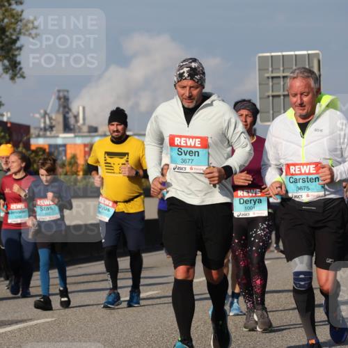 03.10.2025 - Köhlbrandbrückenlauf Luisa Fischer http://msf.ph/oto/9018138 03.10.2025 11:06:09 Position 3 2842, 3677, 1001, 3675 meine-sportfotos.de