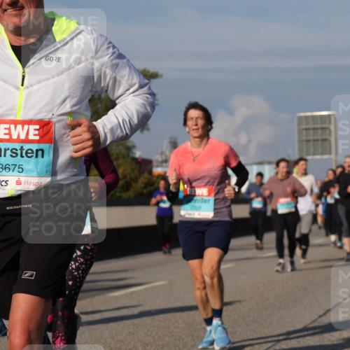 03.10.2025 - Köhlbrandbrückenlauf Luisa Fischer http://msf.ph/oto/9018160 03.10.2025 11:06:13 Position 3 3675 meine-sportfotos.de