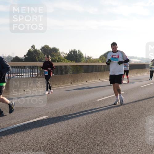 03.10.2025 - Köhlbrandbrückenlauf Fabian Wolf http://msf.ph/oto/9018182 03.10.2025 09:27:32 Position 3  meine-sportfotos.de