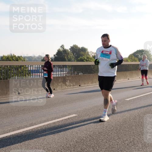 03.10.2025 - Köhlbrandbrückenlauf Fabian Wolf http://msf.ph/oto/9018202 03.10.2025 09:27:33 Position 3 2619 meine-sportfotos.de