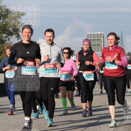 03.10.2025 - Köhlbrandbrückenlauf Luisa Fischer http://msf.ph/oto/9018205 03.10.2025 11:06:20 Position 3 2078, 3660, 2028, 3661, 1629, 2829 meine-sportfotos.de