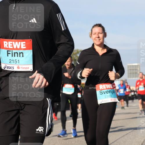 03.10.2025 - Köhlbrandbrückenlauf Luisa Fischer http://msf.ph/oto/9018272 03.10.2025 11:06:32 Position 3 2151, 2303 meine-sportfotos.de