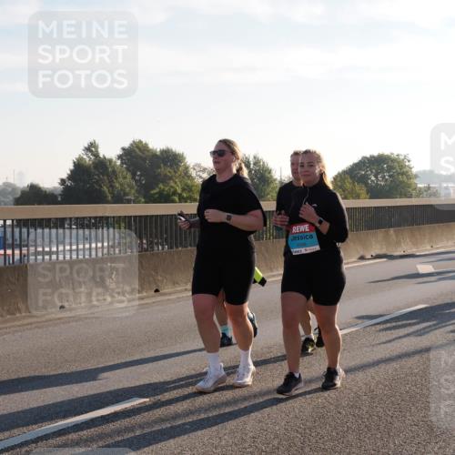 03.10.2025 - Köhlbrandbrückenlauf Fabian Wolf http://msf.ph/oto/9018297 03.10.2025 09:27:42 Position 3 3098 meine-sportfotos.de