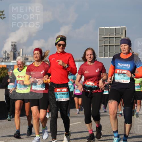 03.10.2025 - Köhlbrandbrückenlauf Luisa Fischer http://msf.ph/oto/9018351 03.10.2025 11:06:48 Position 3 2739, 2742, 2169, 3597, 2970, 1709 meine-sportfotos.de