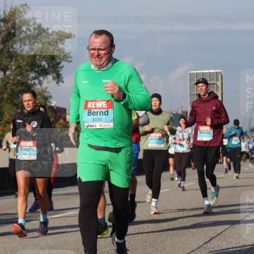 03.10.2025 - Köhlbrandbrückenlauf Luisa Fischer http://msf.ph/oto/9018405 03.10.2025 11:06:58 Position 3 1937, 3039, 2310, 1160 meine-sportfotos.de